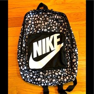 NEW! NIKE PEBBLE  BACKPACK